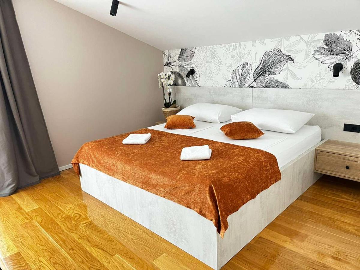 MEMORI bed&breakfast Rab Town Eksteriør billede